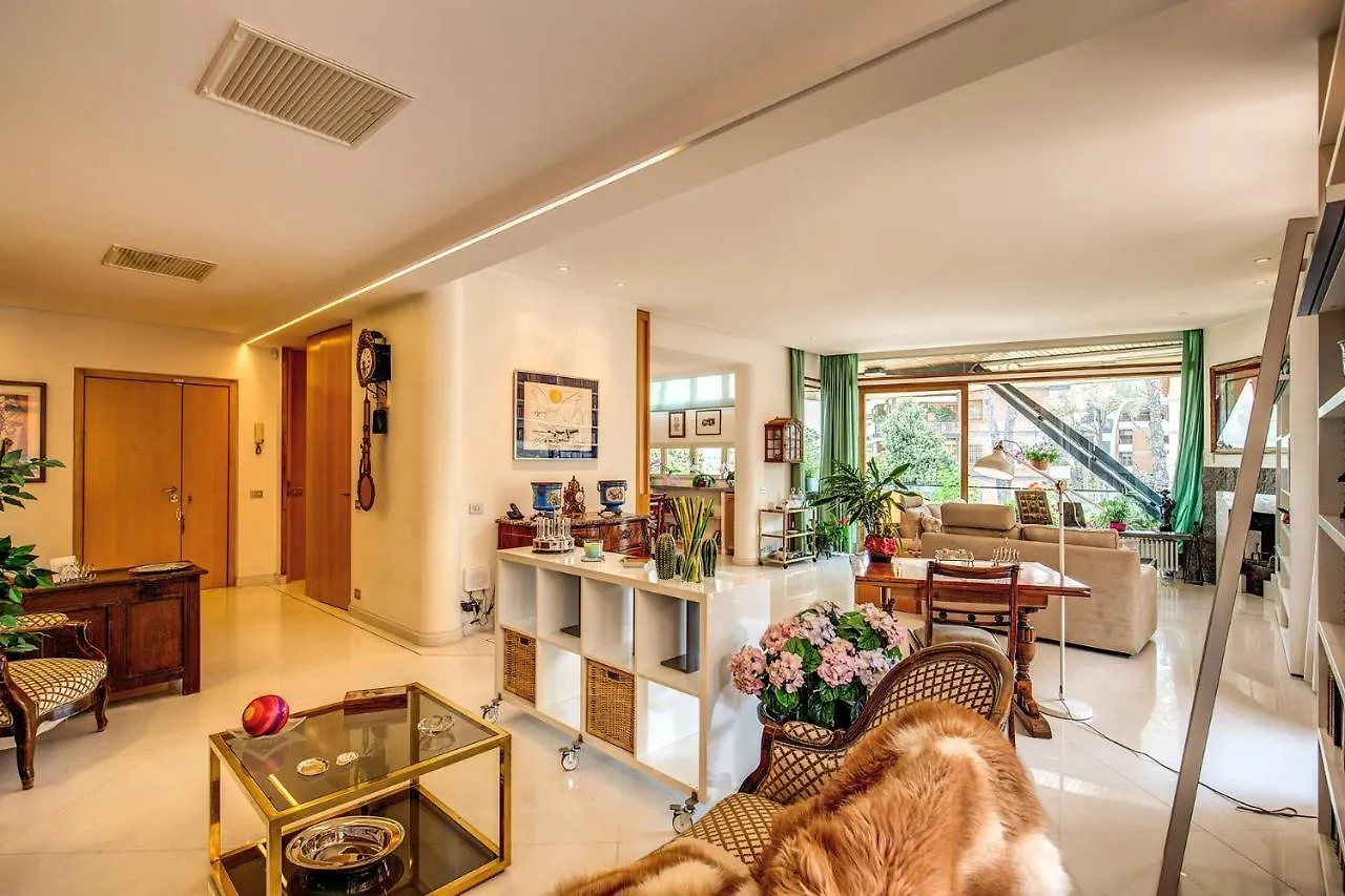 Terrazza Piccolomini: Elegant Apartment Stunning View Over Rome/St Peter'S Dome