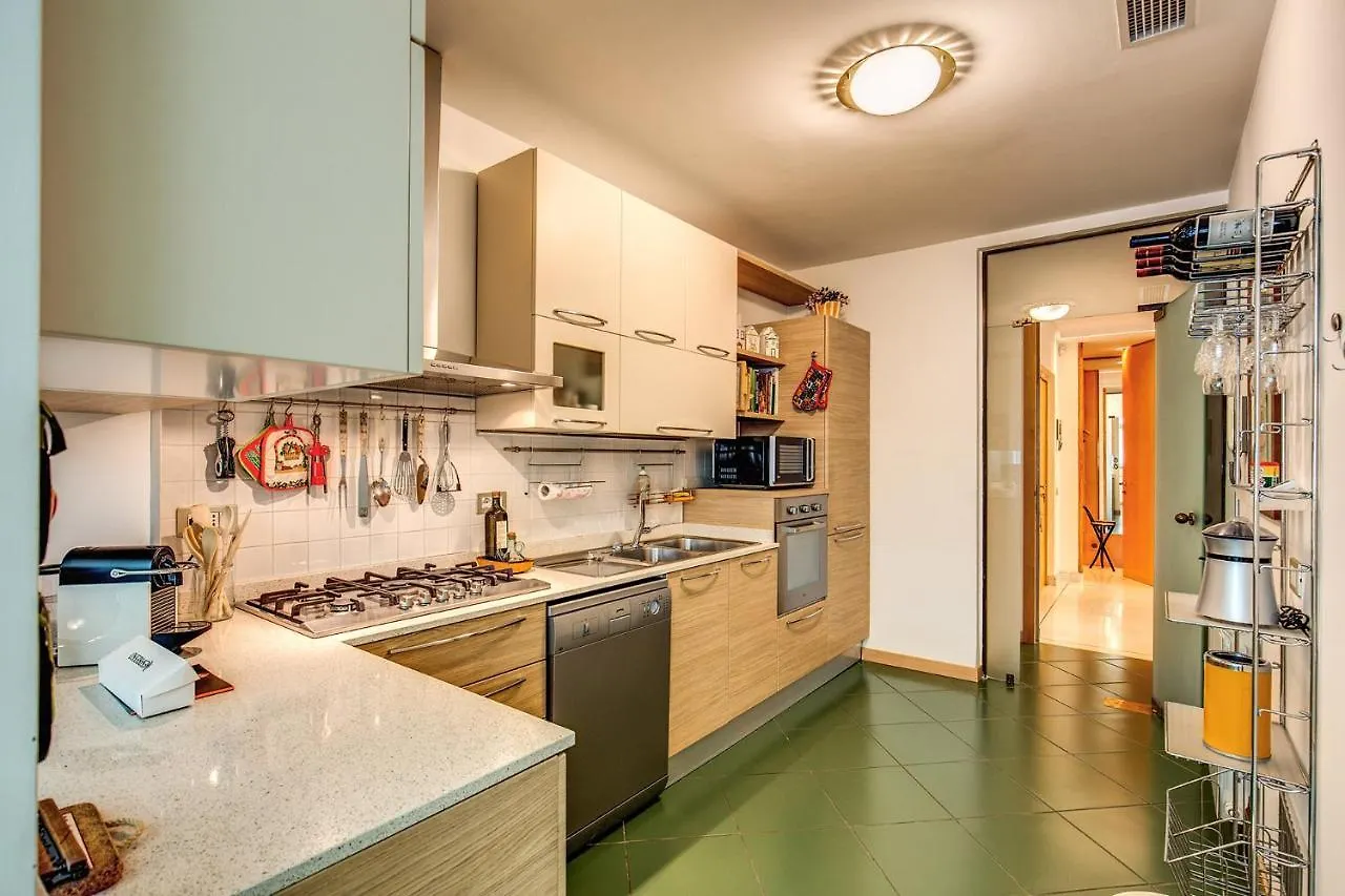 Terrazza Piccolomini: Elegant Apartment Stunning View Over Rome/St Peter'S Dome Rome