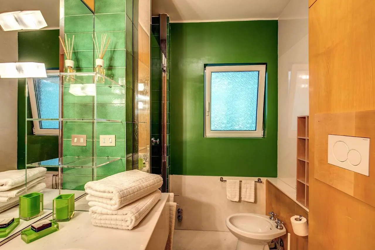 Terrazza Piccolomini: Elegant Apartment Stunning View Over Rome/St Peter'S Dome Rome